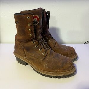 Men’s red wing irish setter loggers. Size 8.5